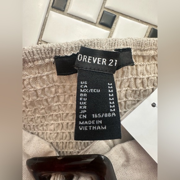 Forever 21 Beige Crop Top with Brown Buckle - Picture 3 of 4